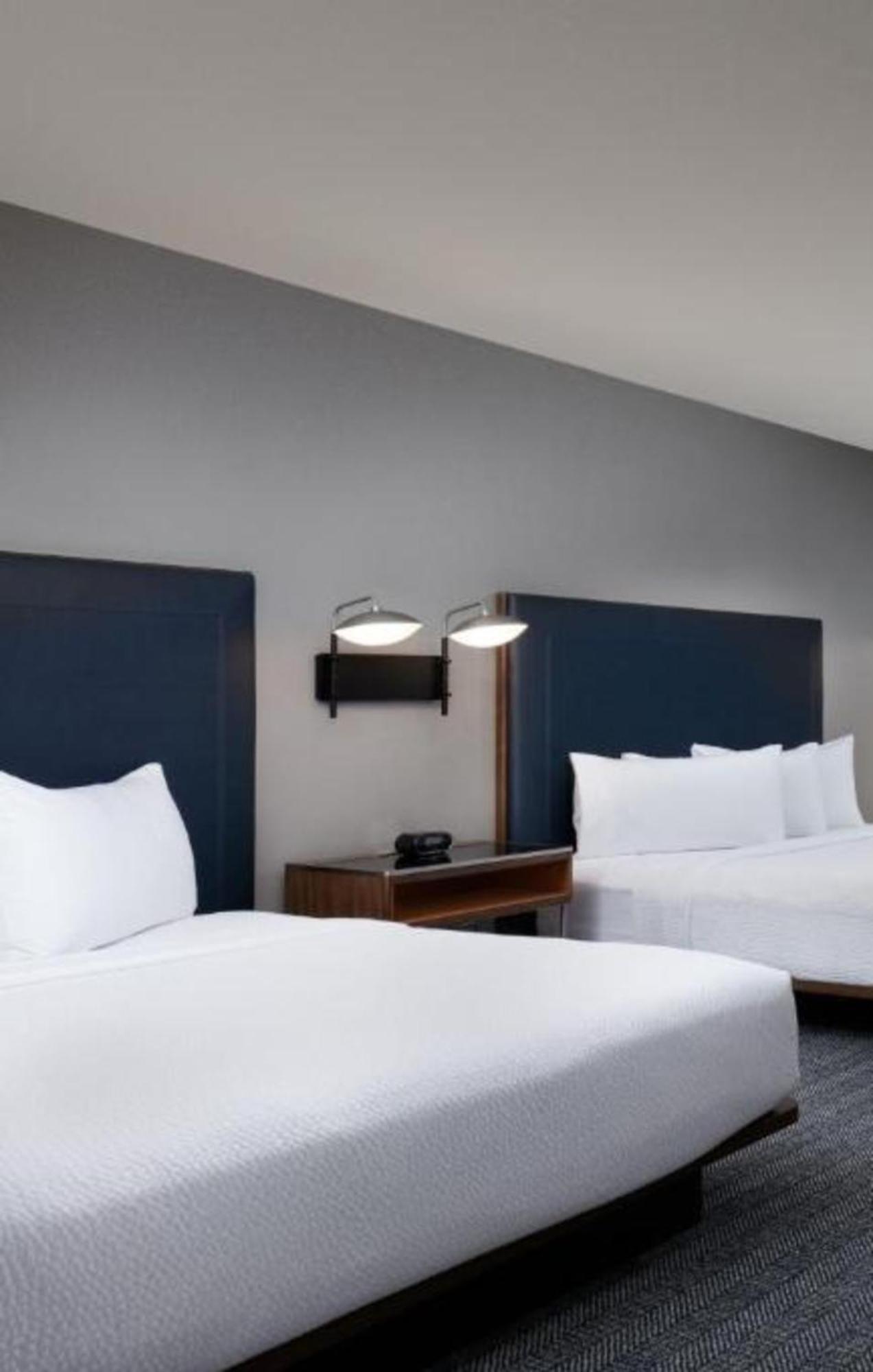 Hotel Courtyard By Marriott Wichita At Old Town Exteriér fotografie