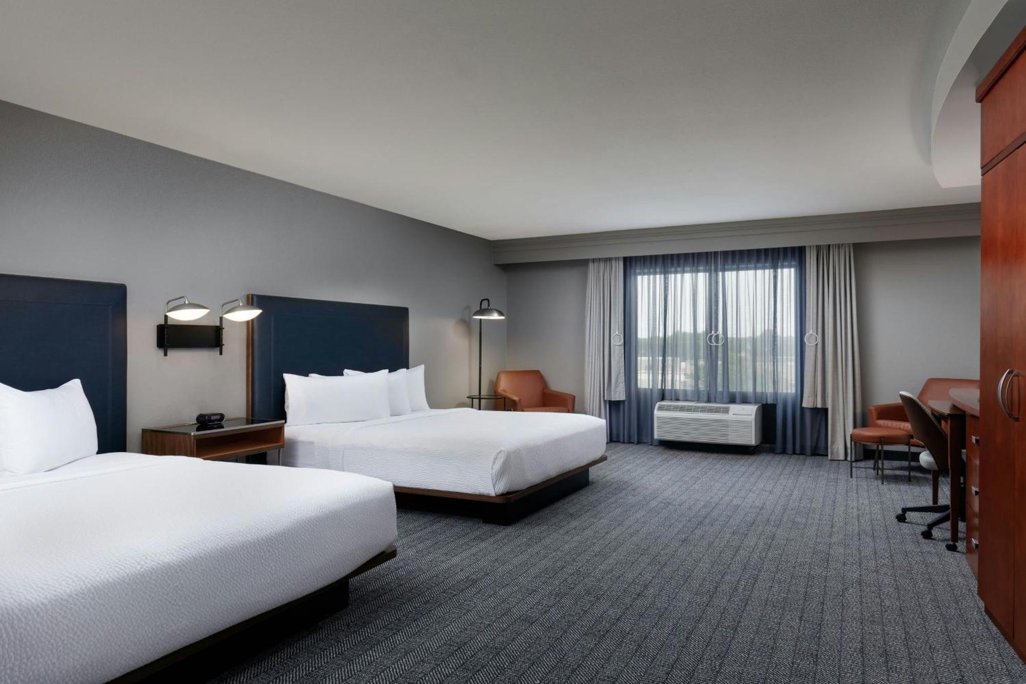 Hotel Courtyard By Marriott Wichita At Old Town Exteriér fotografie